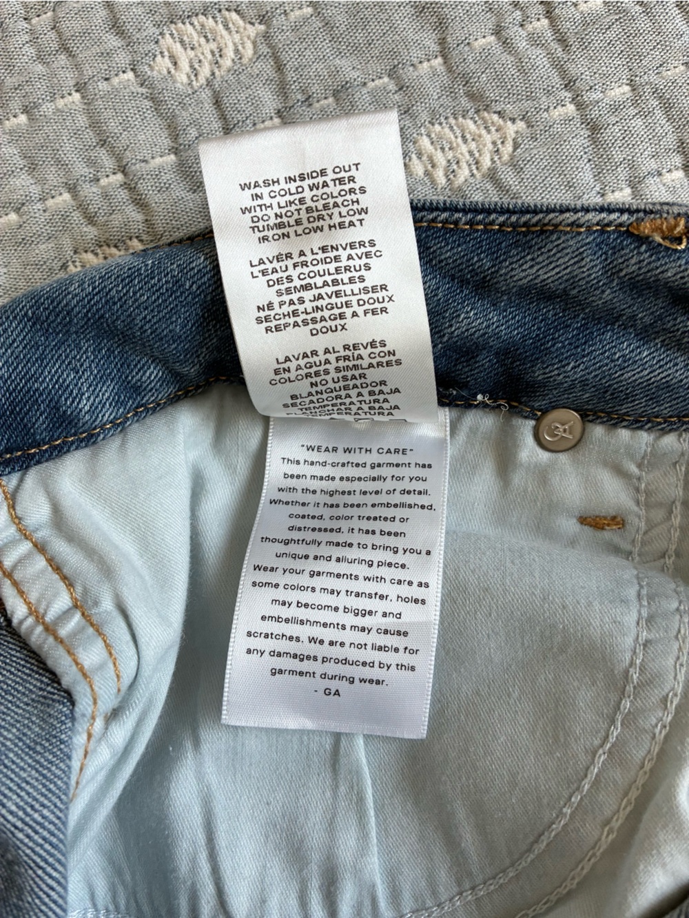 Good American Distressed Skinny Jeans in Blue Wash - Picture 6 of 6